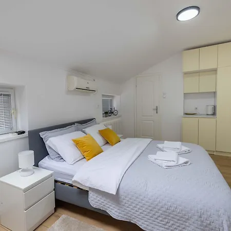 Old Town Penzion Novi Sad